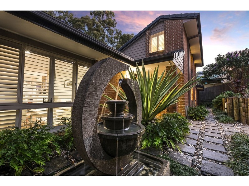 111 Glen Eagles Drive, Robina QLD 4226