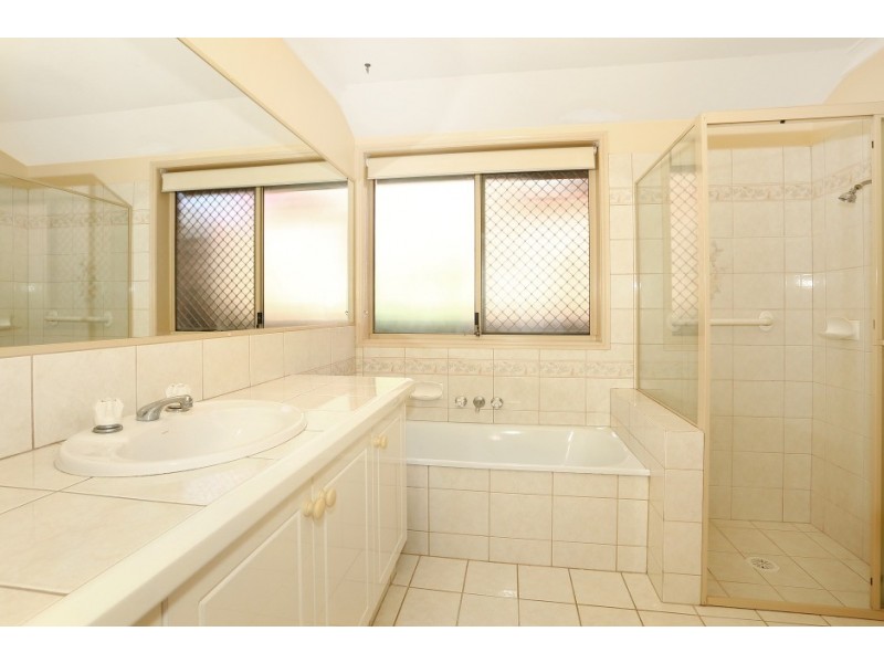 3 Clarinda Street, Robina QLD 4226