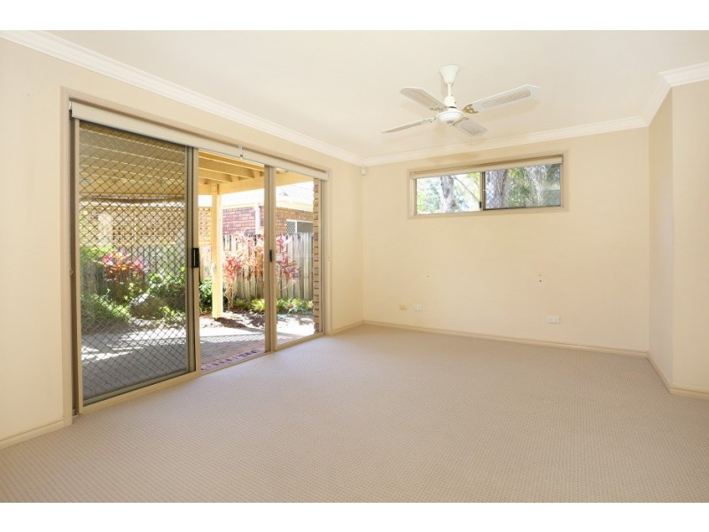 3 Clarinda Street, Robina QLD 4226