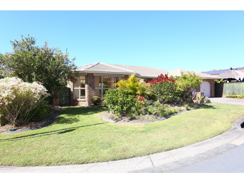 3 Clarinda Street, Robina QLD 4226