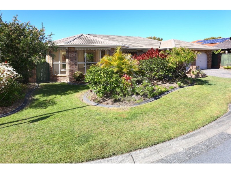 3 Clarinda Street, Robina QLD 4226