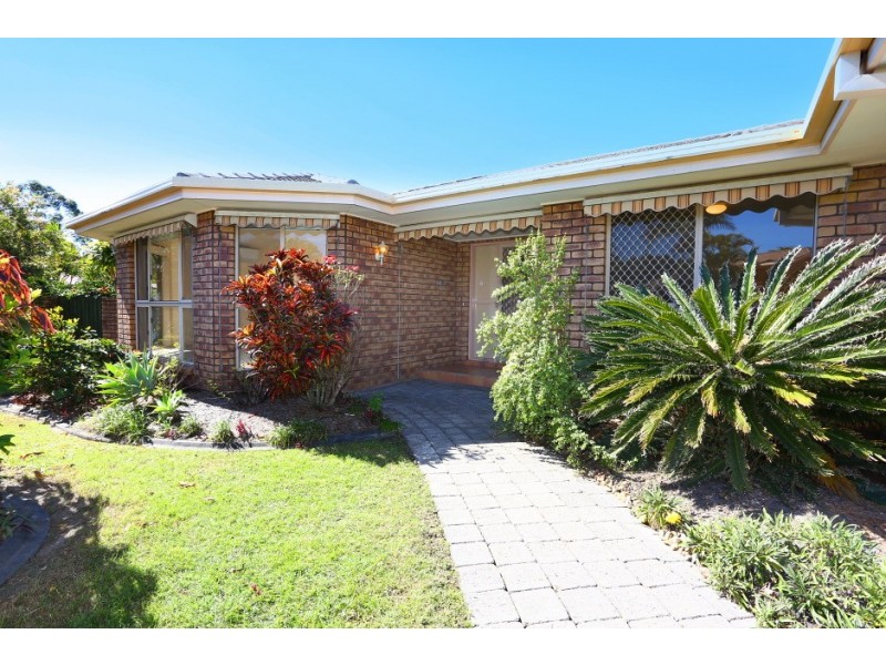 3 Clarinda Street, Robina QLD 4226