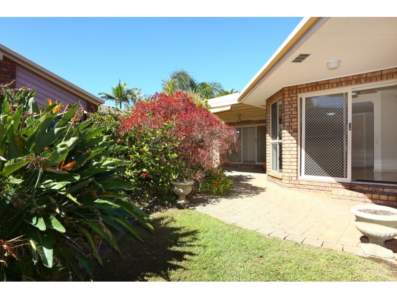 3 Clarinda Street, Robina QLD 4226