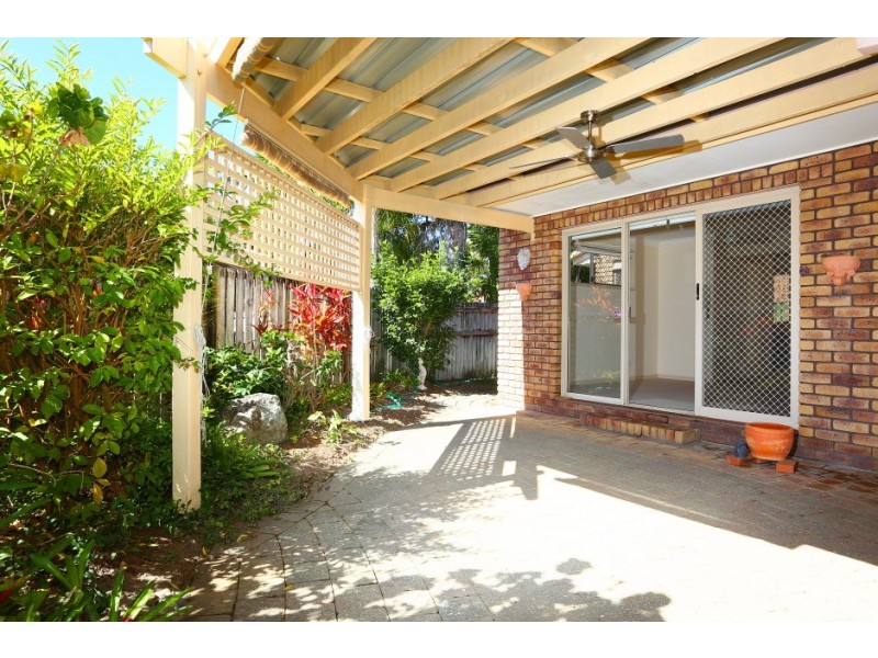 3 Clarinda Street, Robina QLD 4226