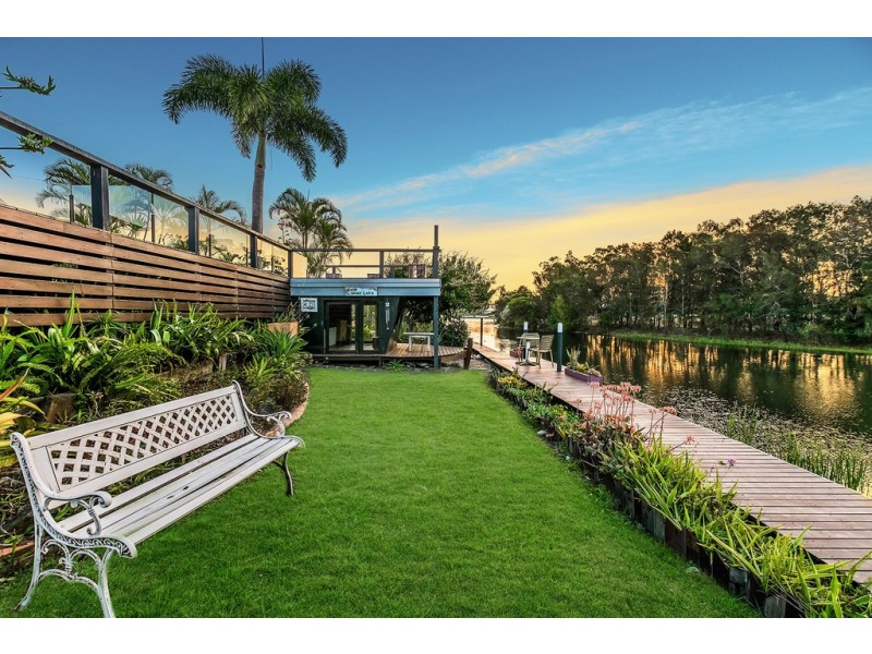 11 Vaucluse Place, Robina QLD 4226