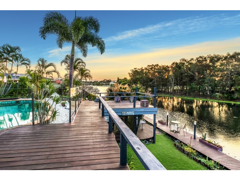 11 Vaucluse Place, Robina QLD 4226