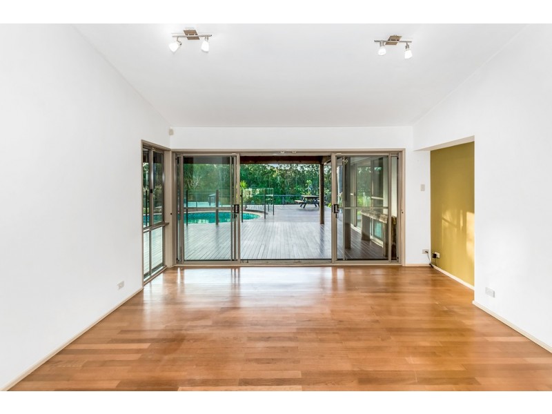 11 Vaucluse Place, Robina QLD 4226