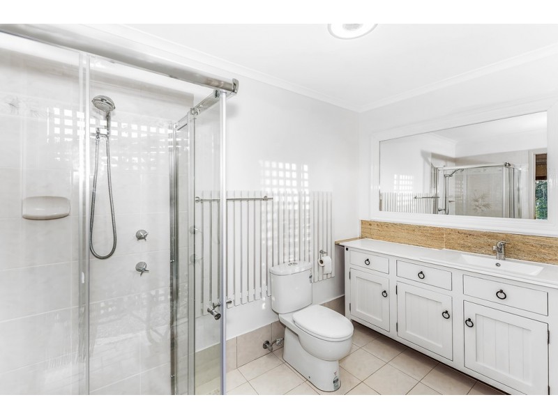 11 Vaucluse Place, Robina QLD 4226