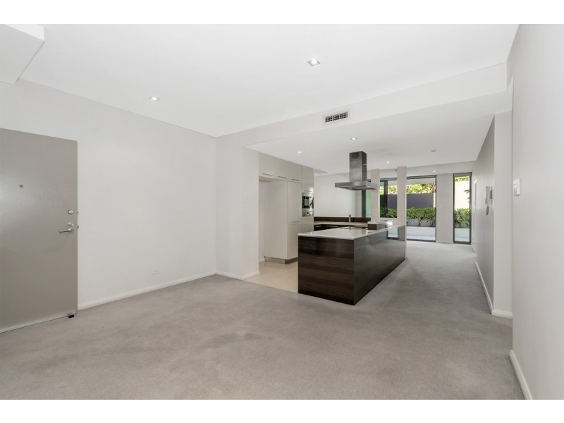 101/22-24 Ben Lexcen Place, Robina QLD 4226
