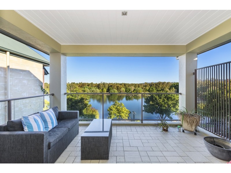 3067 Quay South Drive, Carrara QLD 4211