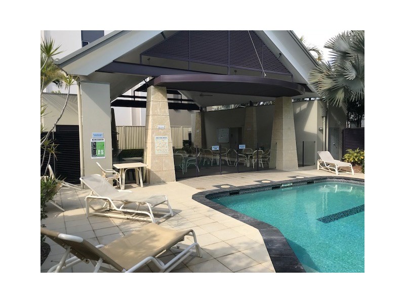 3067 Quay South Drive, Carrara QLD 4211