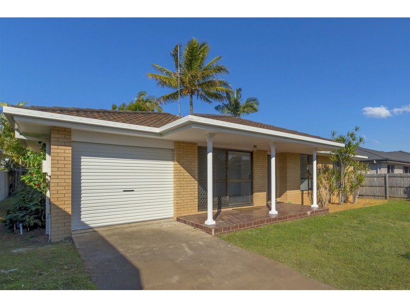 18 Joan St, Burleigh Waters QLD 4220