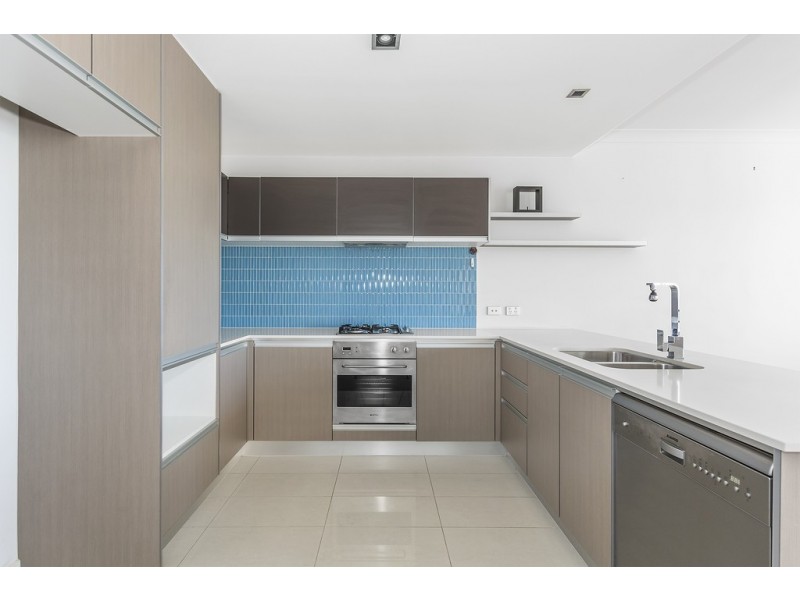 3247/3030 The Boulevard, Carrara QLD 4211