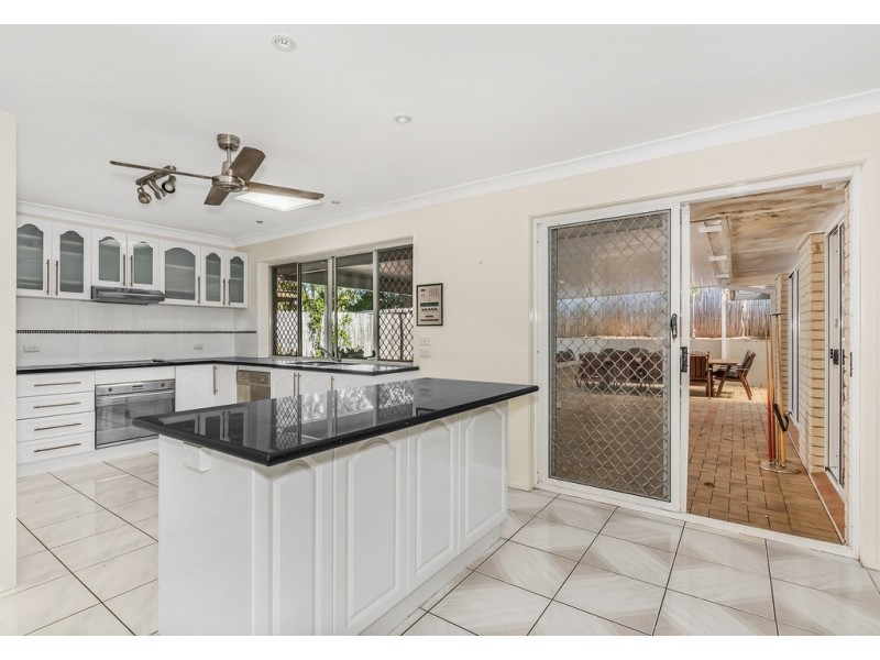 141 Glen Eagles Drive, Robina QLD 4226