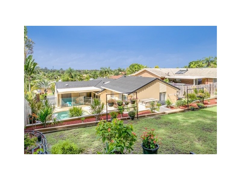 17 Foxhill Court, Carrara QLD 4211