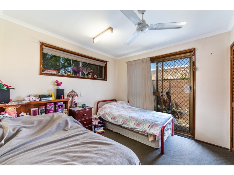 15 Cawthray Street, Biggera Waters QLD 4216