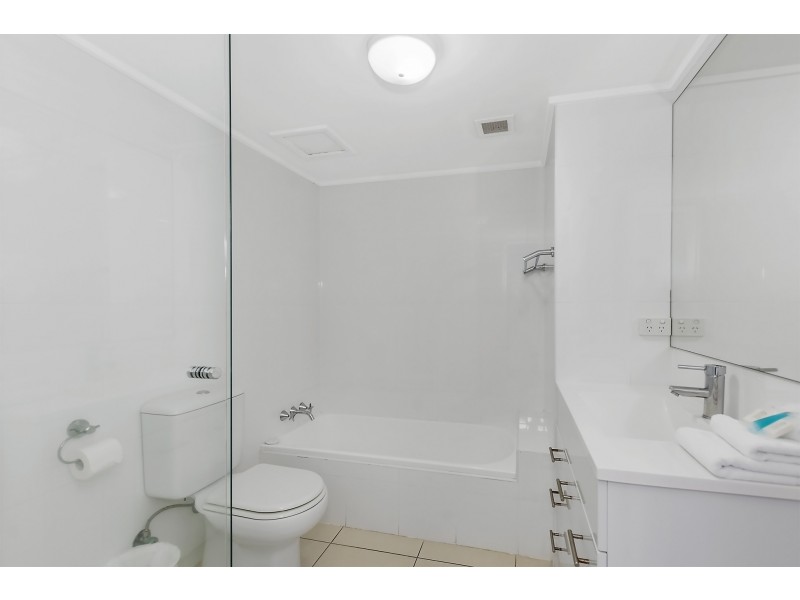 602/3575 Main Beach Parade, Main Beach QLD 4217