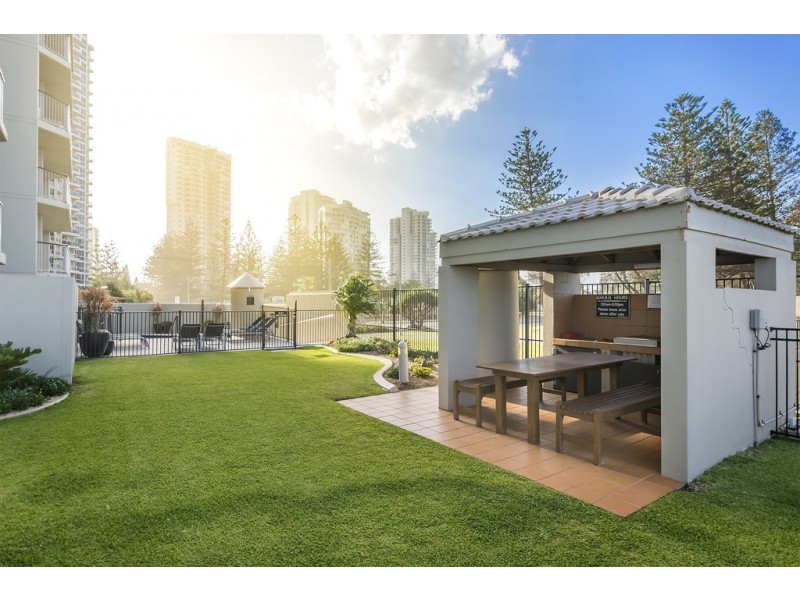 602/3575 Main Beach Parade, Main Beach QLD 4217
