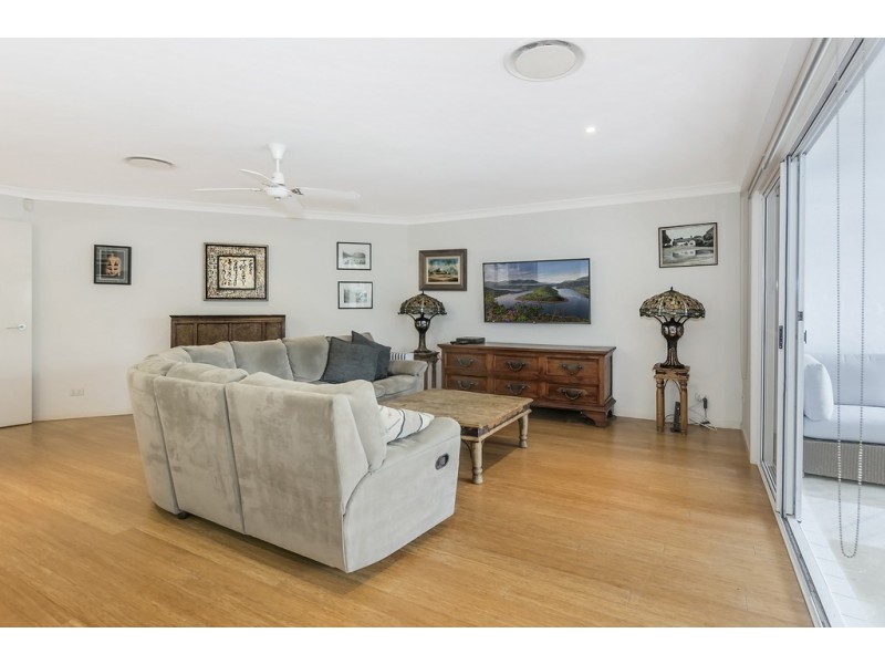 10 Banff Court, Robina QLD 4226