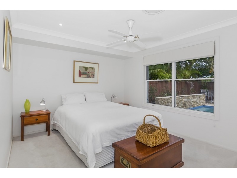 10 Banff Court, Robina QLD 4226