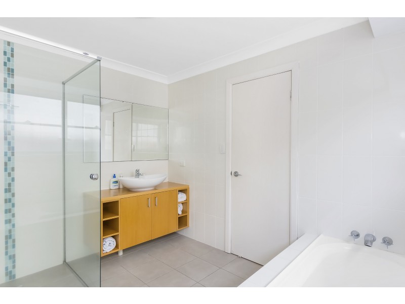 10 Banff Court, Robina QLD 4226