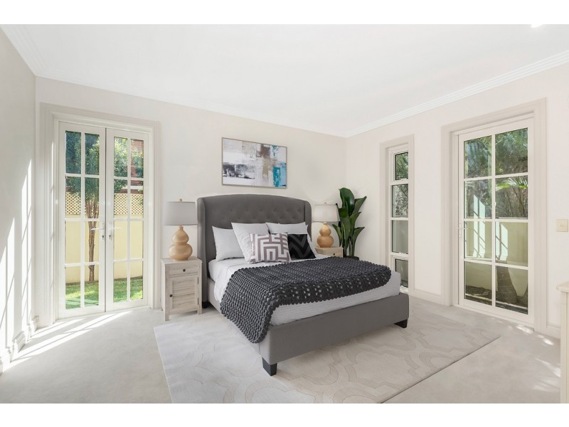 4/42-44 Brighton Parade, Southport QLD 4215