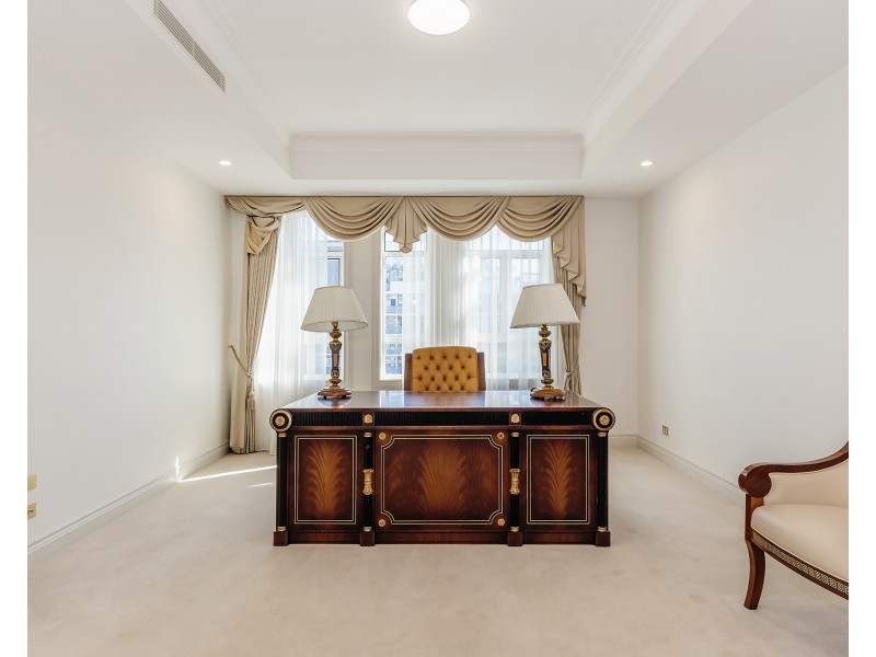 25/42-44 Brighton Parade, Southport QLD 4215
