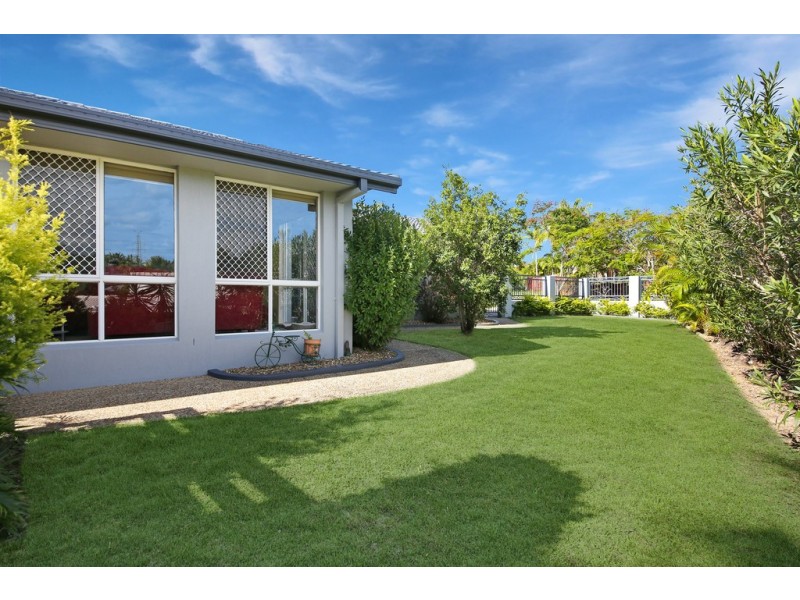18 Hindmarsh Court, Robina QLD 4226