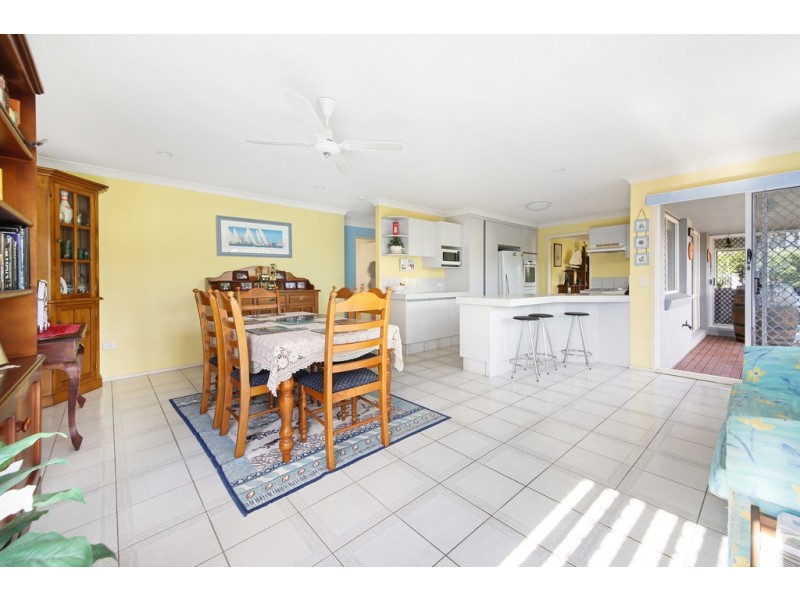 18 Hindmarsh Court, Robina QLD 4226