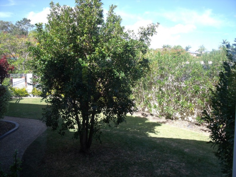 18 Hindmarsh Court, Robina QLD 4226