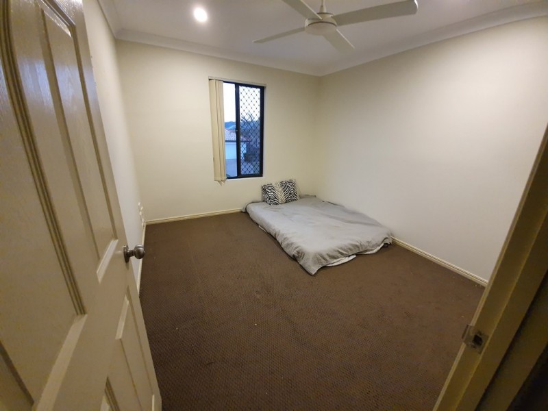 2/9 Magenta Drive, Varsity Lakes QLD 4227