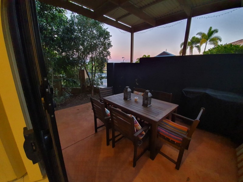 2/9 Magenta Drive, Varsity Lakes QLD 4227