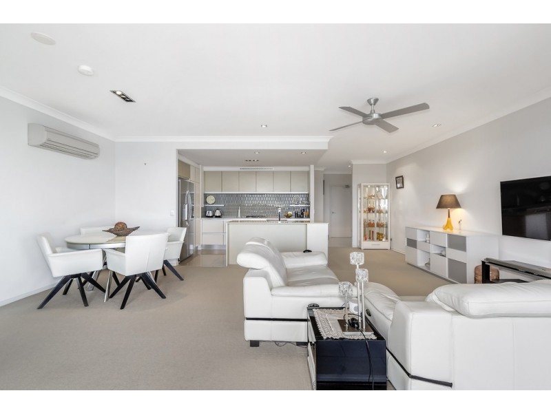28/3030 The Boulevard, Carrara QLD 4211