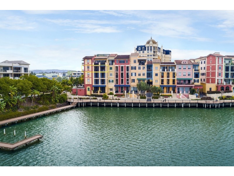 28/3030 The Boulevard, Carrara QLD 4211