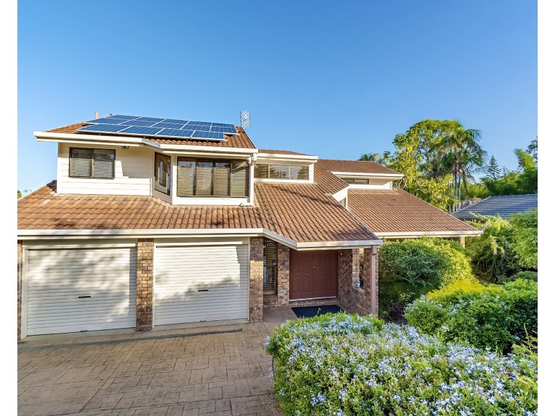 4 Jerrob Court, Carrara QLD 4211