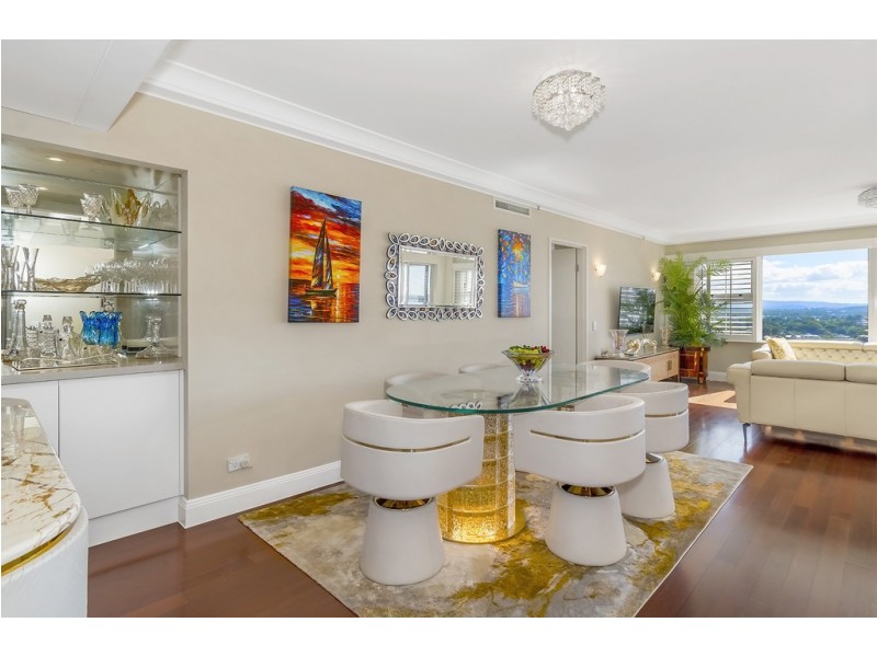 123/12 Commodore Drive, Paradise Waters QLD 4217