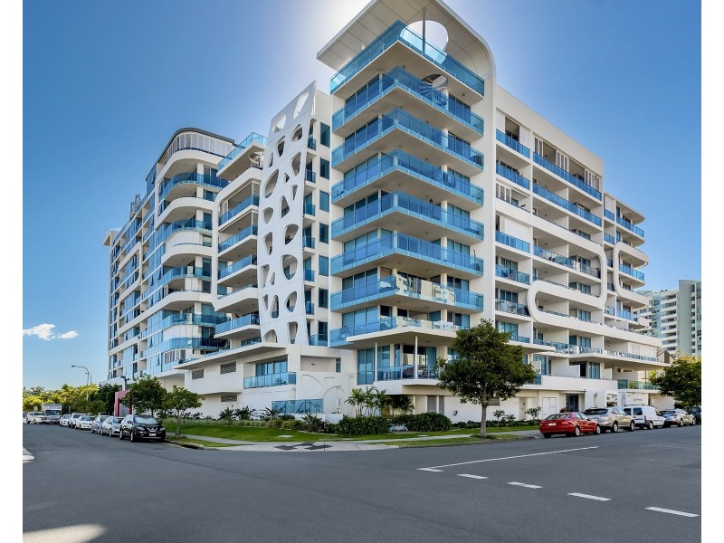 620/19 Imperial Parade, Labrador QLD 4215