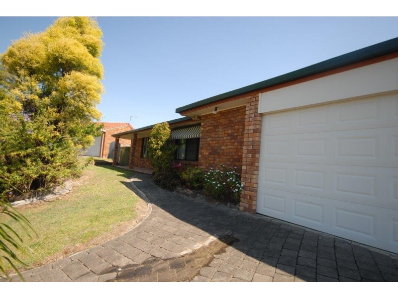 9 Roseville Court, Robina QLD 4226