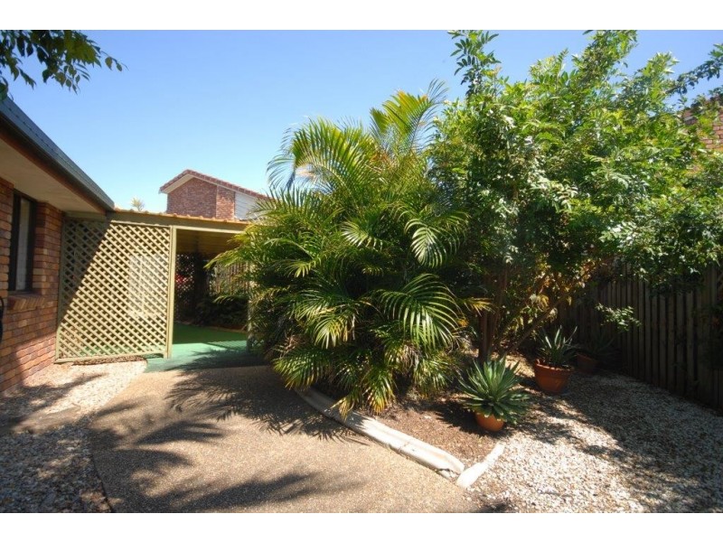 9 Roseville Court, Robina QLD 4226