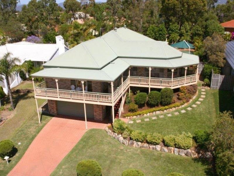 69 Camberwell Circuit, Robina QLD 4226