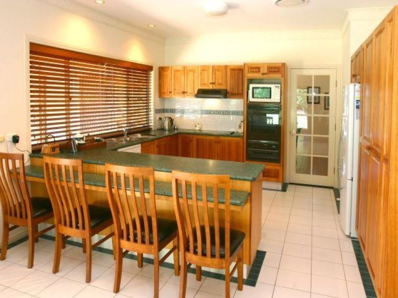 69 Camberwell Circuit, Robina QLD 4226