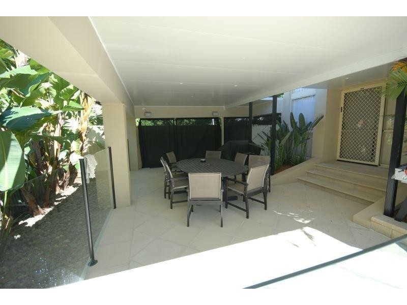 16 Moorabbin Place, Robina QLD 4226