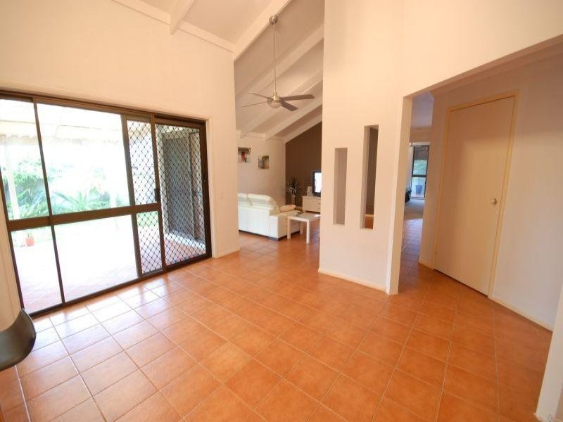 237 Ron Penhaligon Way, Robina QLD 4226