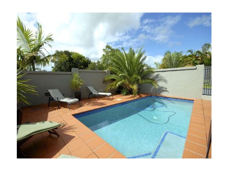 237 Ron Penhaligon Way, Robina QLD 4226