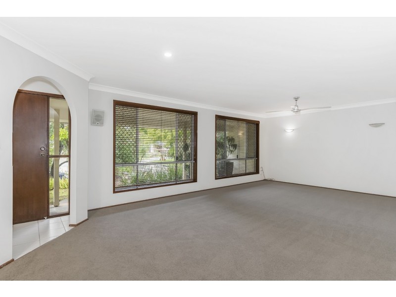 13 Drummoyne Court, Robina QLD 4226