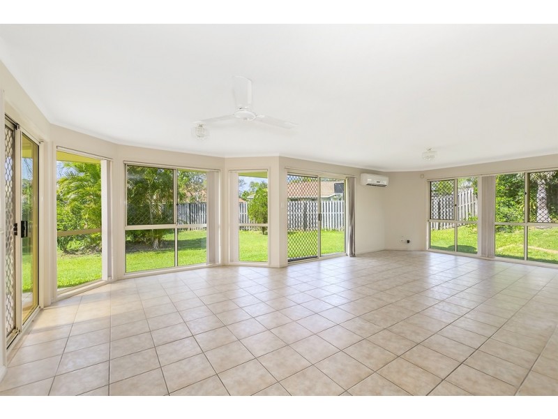 6 Sparford Close, Mudgeeraba QLD 4213