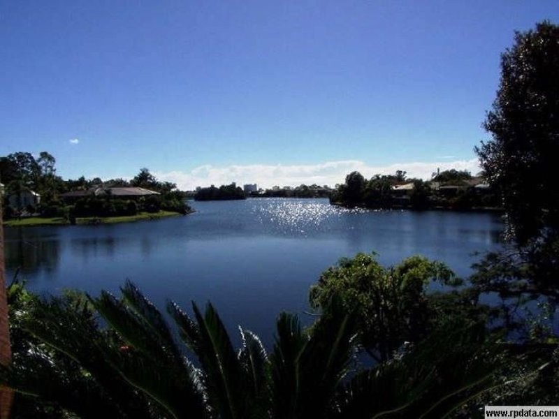 40 Manly Drive, Robina QLD 4226