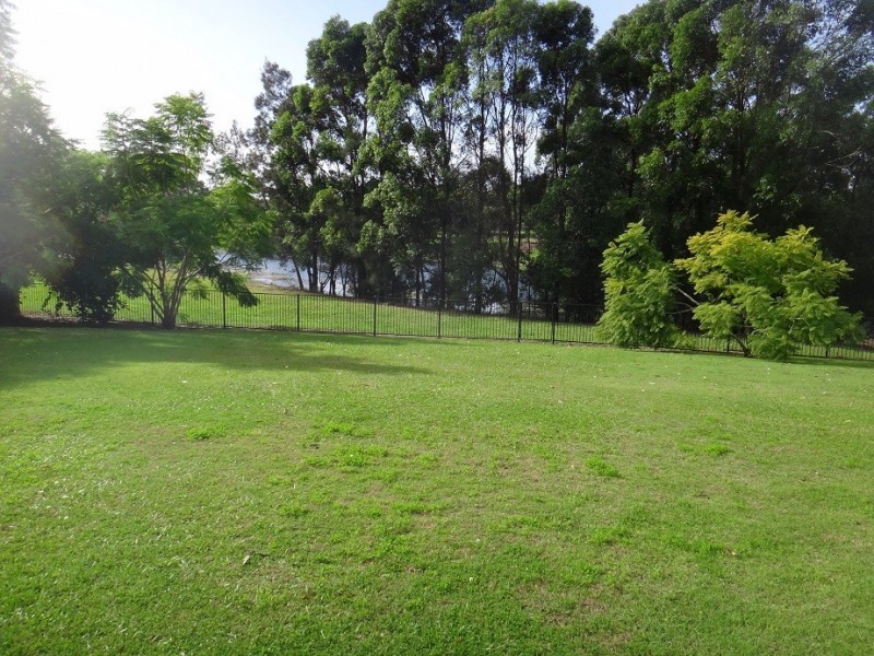 46 Woody Views Way, Robina QLD 4226