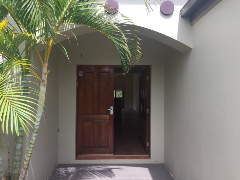 46 Woody Views Way, Robina QLD 4226