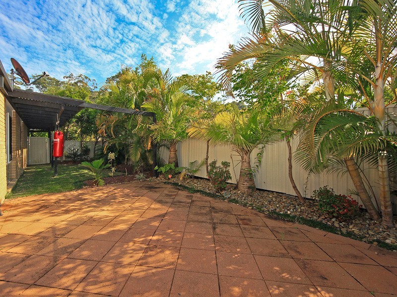 6 Fiddlewood Place, Reedy Creek QLD 4227